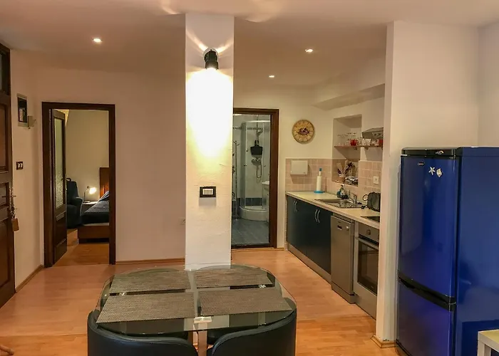 Charming Apartment In Heart Of Rovinj